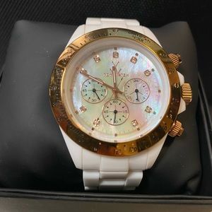 Toy Watch Ladies Rose Gold & White